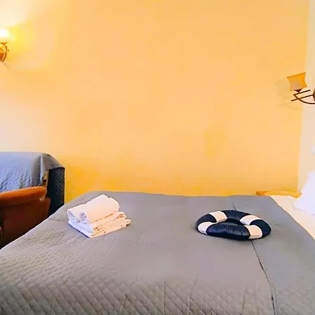 Pensiunea Rosu Litoral *