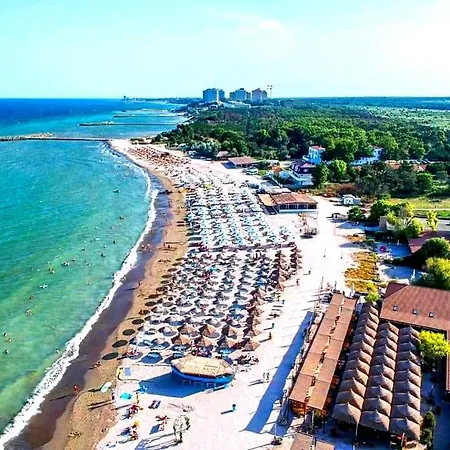 Pensiunea Rosu Litoral * Douăzeci şi Trei August